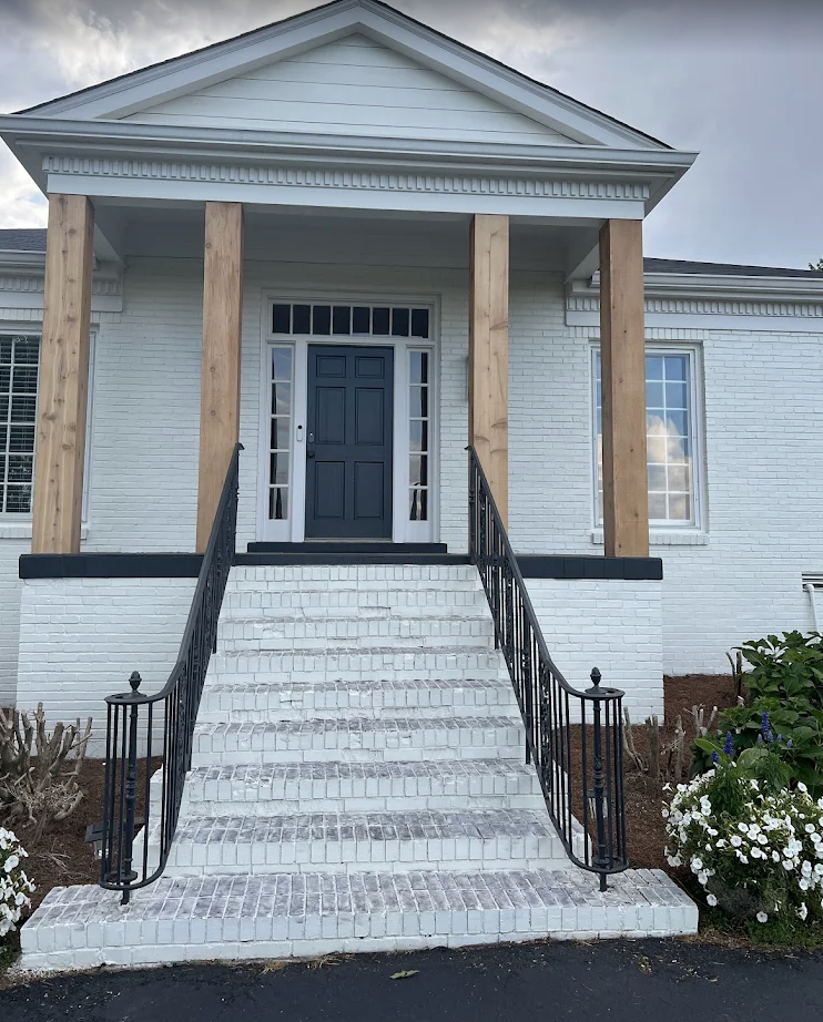 Exterior · White Brick